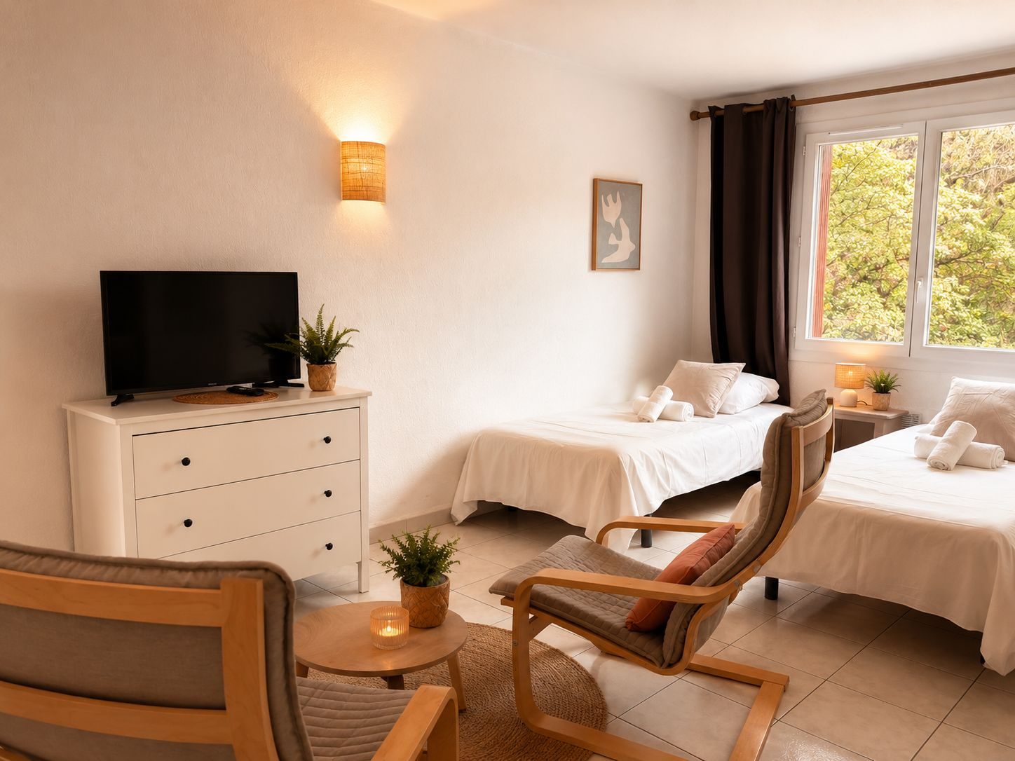 Studio 12 du Clos des Oliviers — Rez-de-chaussée 30m² avec balcon, location courte durée Gréoux