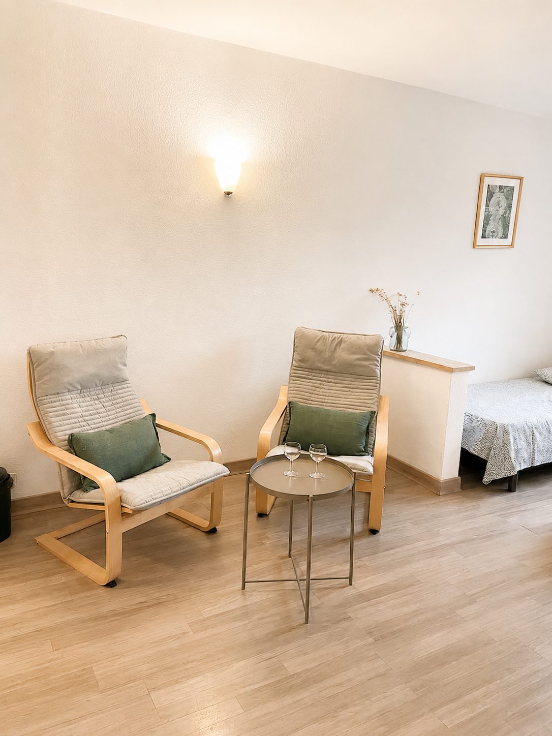 Studio 6 du Clos des Oliviers — 1er étage 30m² avec balcon, séjour cure thermale Gréoux